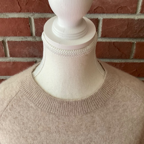 & Other Stories Alpaca Blend Knitted Beige Sweater Crew Neck Top Size M NEW - Picture 5 of 16